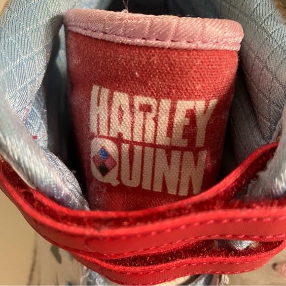 Reebok Freestyle High Harley Quinn DC Comics Sneaker Shoes Women’s Size 7.5‎ - Picture 7 of 12